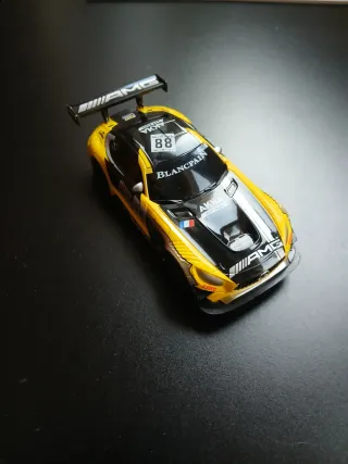 Scalextric Compact Mercedes AMG GT3 1/43