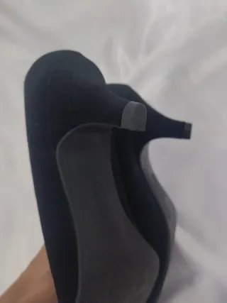 Zapatos negros tacón bajo