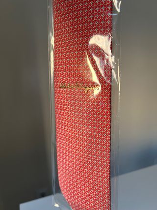 Corbata Salvatore Ferragamo Roja