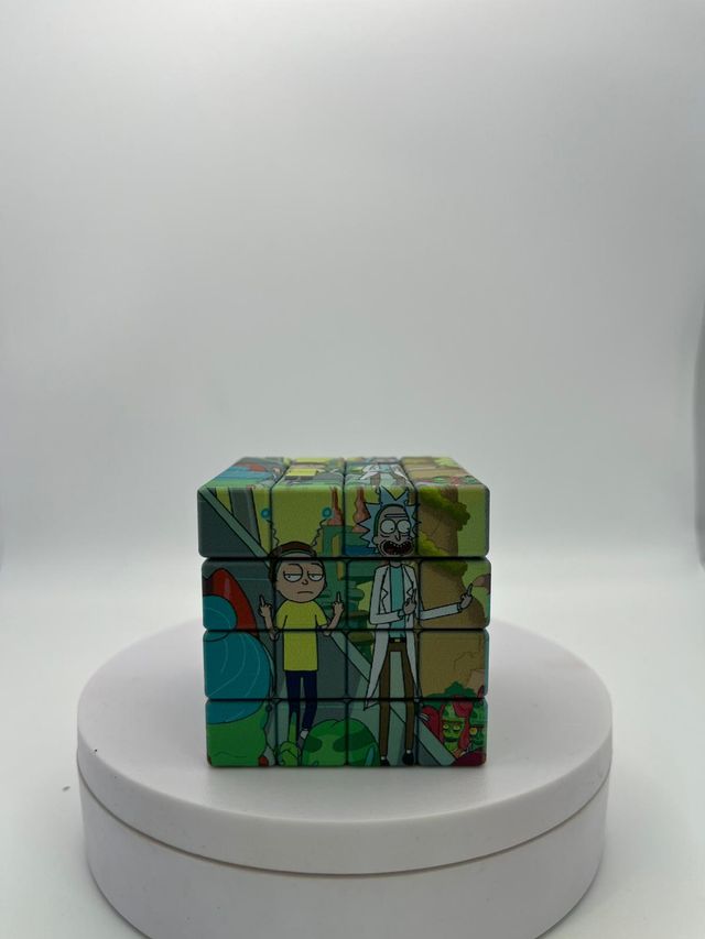 Cubo Rubik Molinillo 4 Partes Imantado