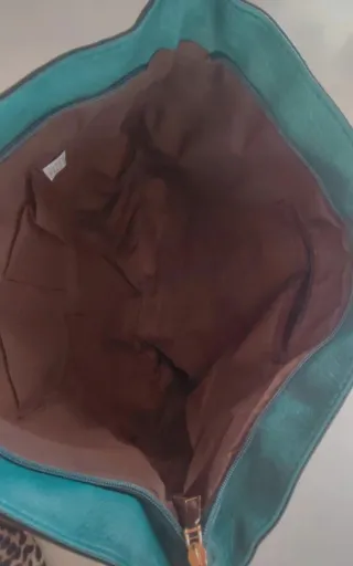 Borsa similpelle verde con tracolla