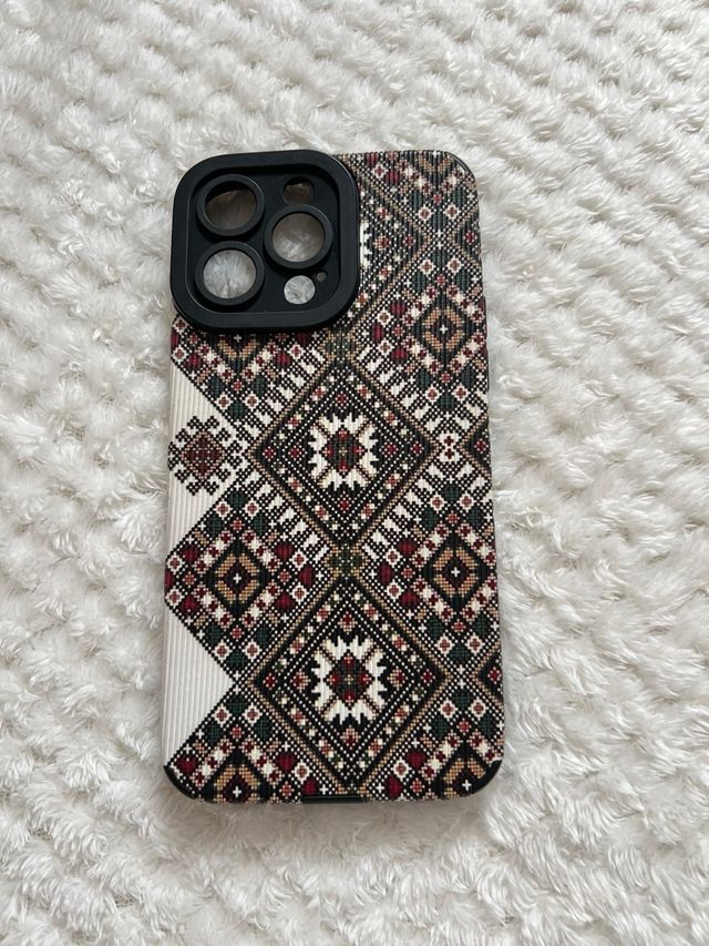 Funda iPhone 14 Pro Max Diseño Étnico