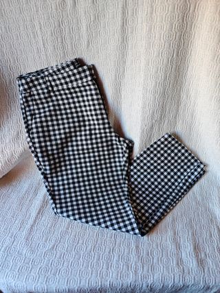 pantalón de vestir cuadros talla 40 Stradivarius
