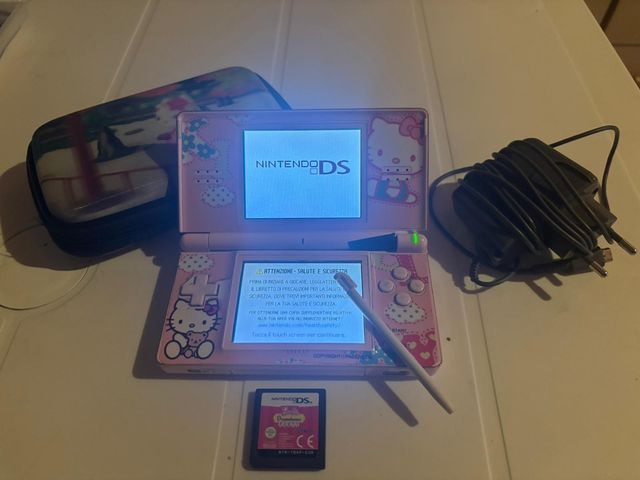 Nintendo DS Lite Hello Kitty - Funzionante
