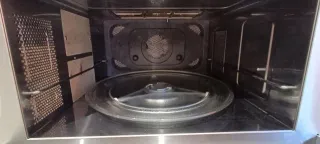 Navidad - Microondas Combinado Whirlpool JT369 31L