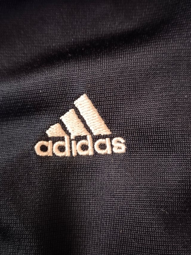 Chaqueta Adidas manga larga unisex 11-12 años