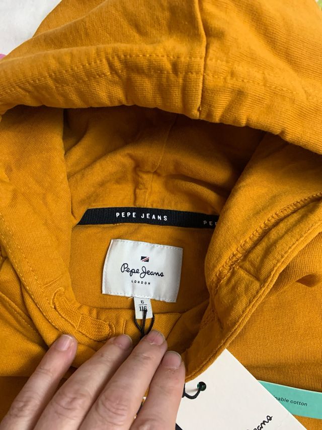 Sudadera Pepe Jeans niño con etiqueta