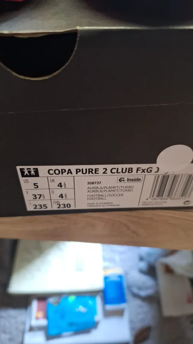 Botas de fútbol Adidas talla 37