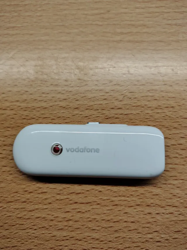Modem USB Vodafone Huawei K3715 + microSD