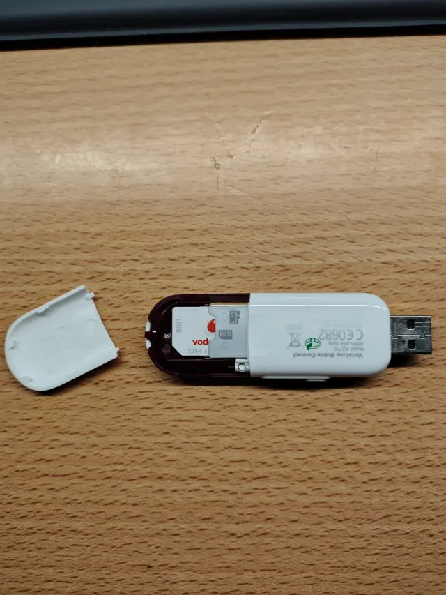 Modem USB Vodafone Huawei K3715 + microSD