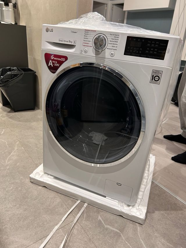 Lavadora LG 9kg Direct Drive