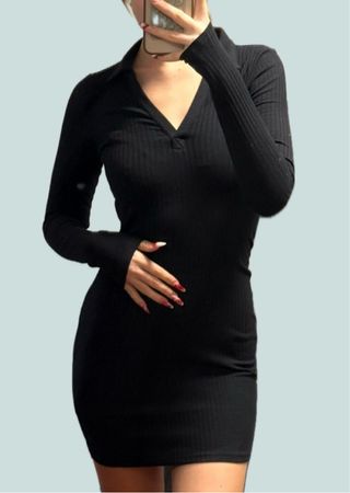 Abito nero aderente