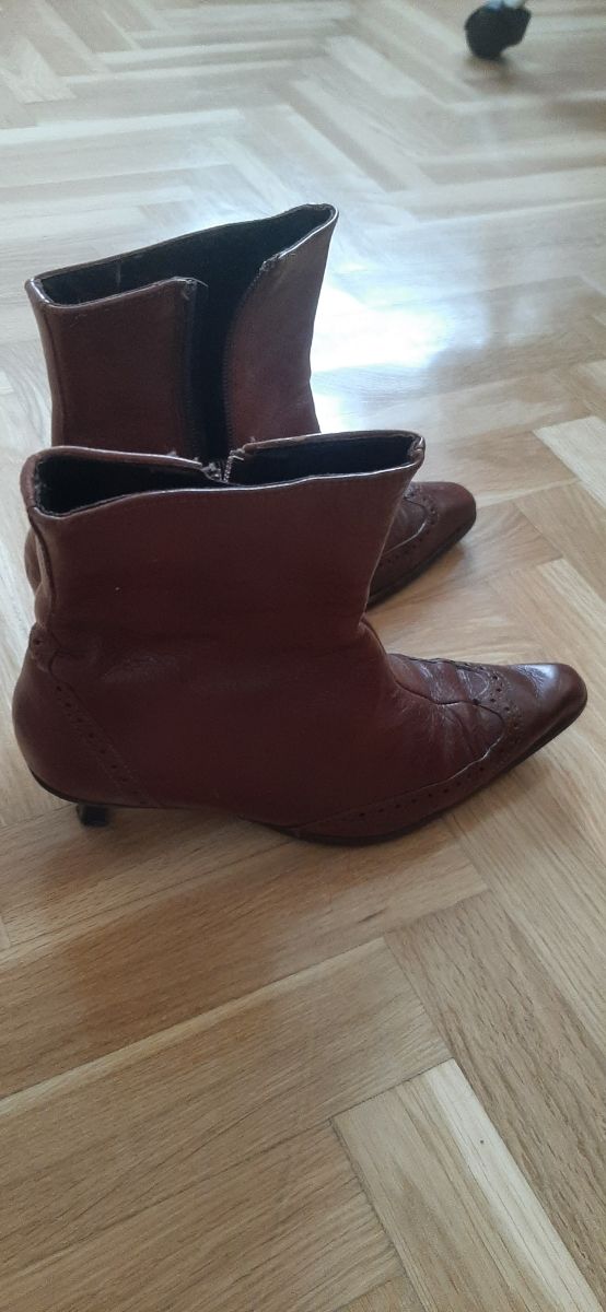 Botines piel Belén González Talla 37