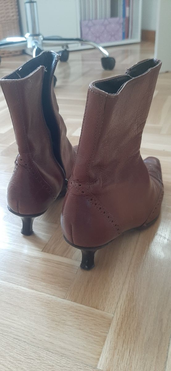 Botines piel Belén González Talla 37