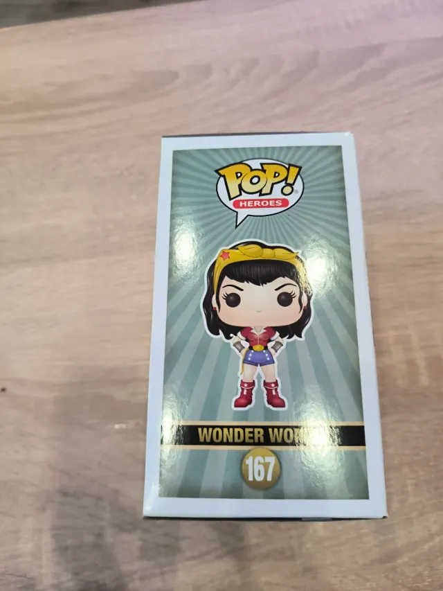 Funko Pop Wonder Woman 167 DC Bombshells