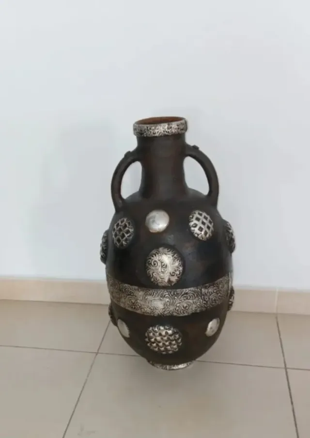 Jarrón Saharahui Marrón y Plateado