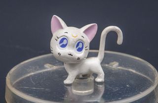 Bandai Artemis Sailor Moon 3 cm 1995