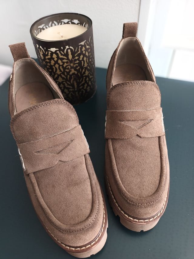 Zapatos Carmela serraje marrón