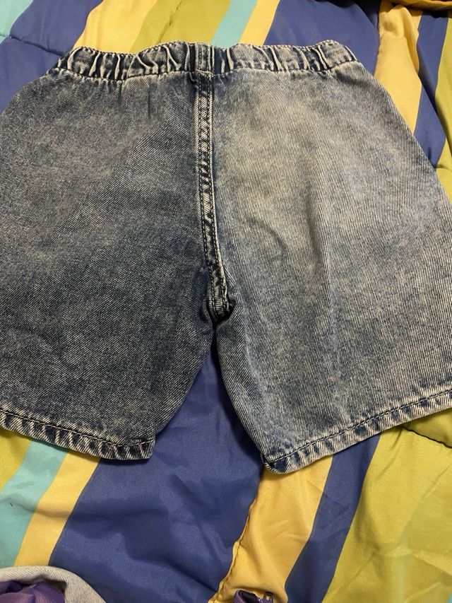 Pantalón vaquero desgastado 4/5 años
