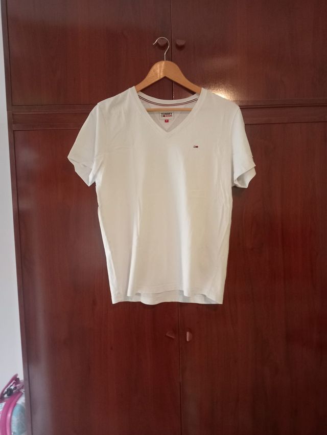 Camiseta Tommy Hilfiger Blanca Cuello Pico Talla M