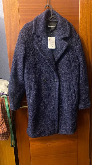 Abrigo Desigual azul y gris