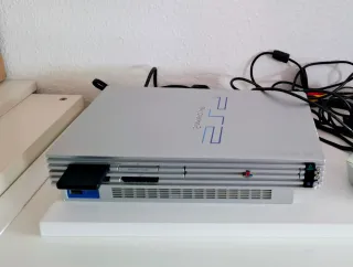 Consola PlayStation 2 + 2 Mandos