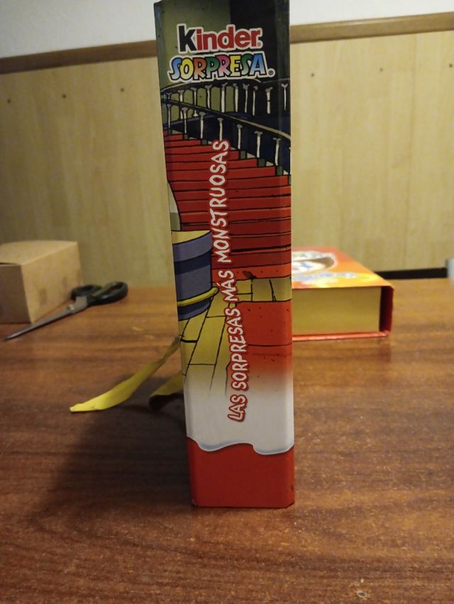 Kinder Sorpresa Monster Hotel