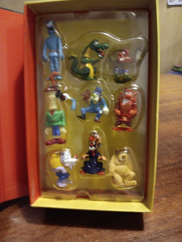 Kinder Sorpresa Monster Hotel