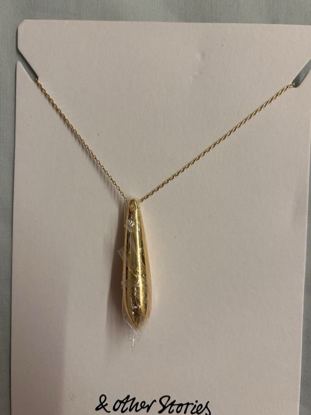 Collar dorado & Other Stories