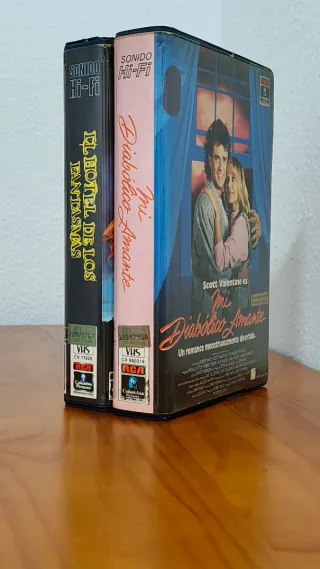 El Hotel De Los Fantasmas Y Mi Diabólico Amante