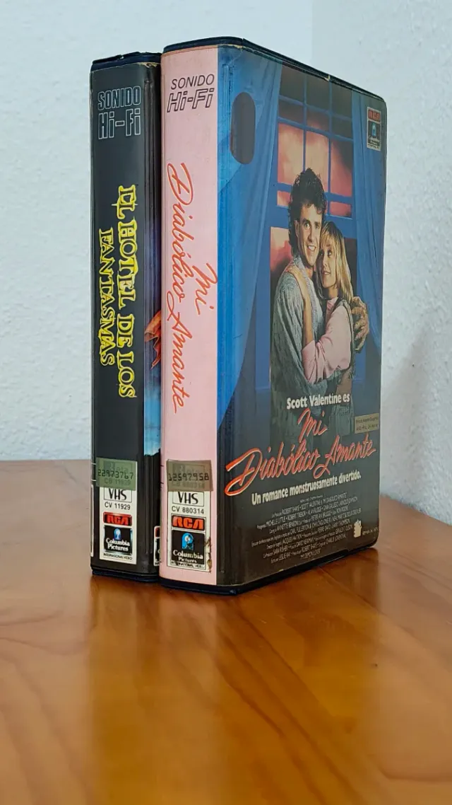 El Hotel De Los Fantasmas Y Mi Diabólico Amante