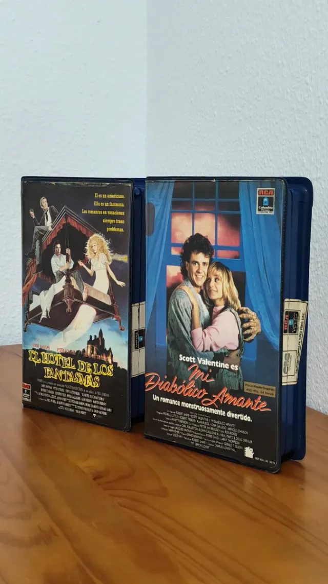 El Hotel De Los Fantasmas Y Mi Diabólico Amante