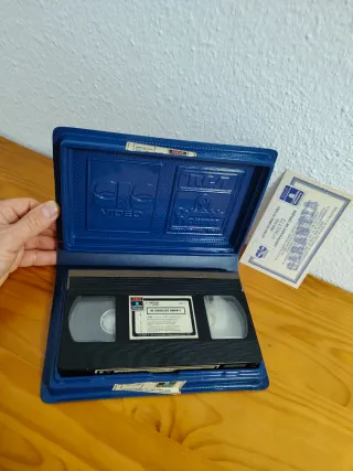 El Hotel De Los Fantasmas Y Mi Diabólico Amante