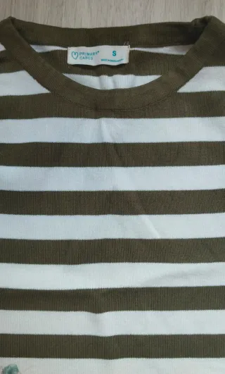 Camiseta de rayas verde oliva y blanca Talla S