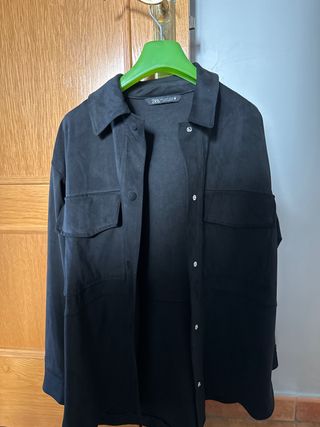 Chaqueta Zara ante negra