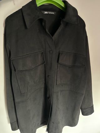 Chaqueta Zara ante negra