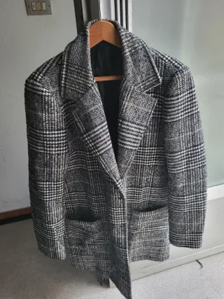 Abrigo cuadros negro gris talla L