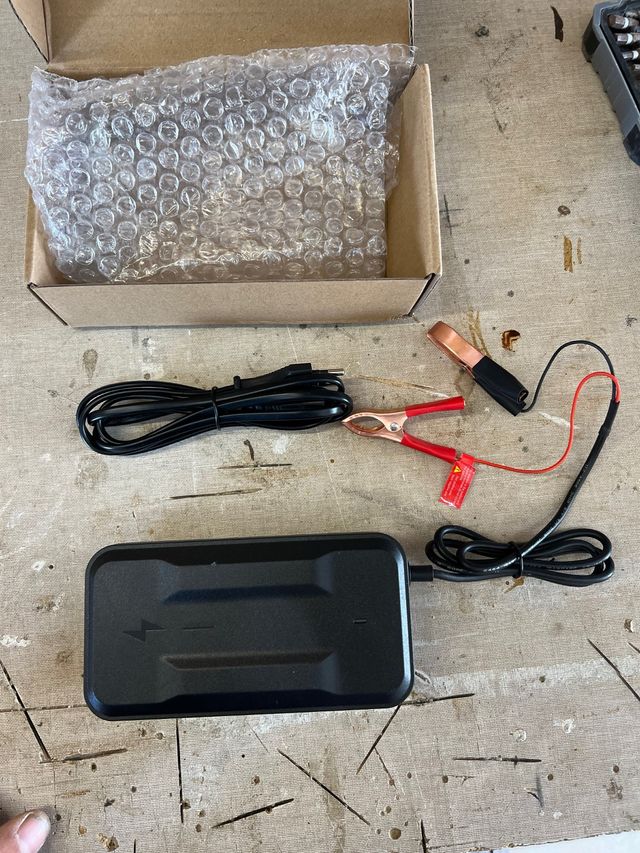 Cargador batería 12V