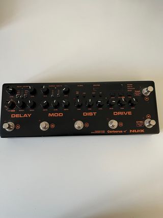 NUX Cerberus Multiefectos Guitarra