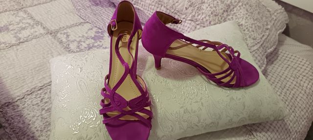 Tacones Morados/Fucsia Marca Rossy
