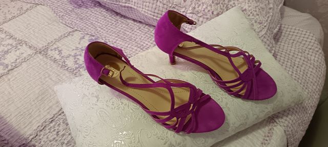 Tacones Morados/Fucsia Marca Rossy