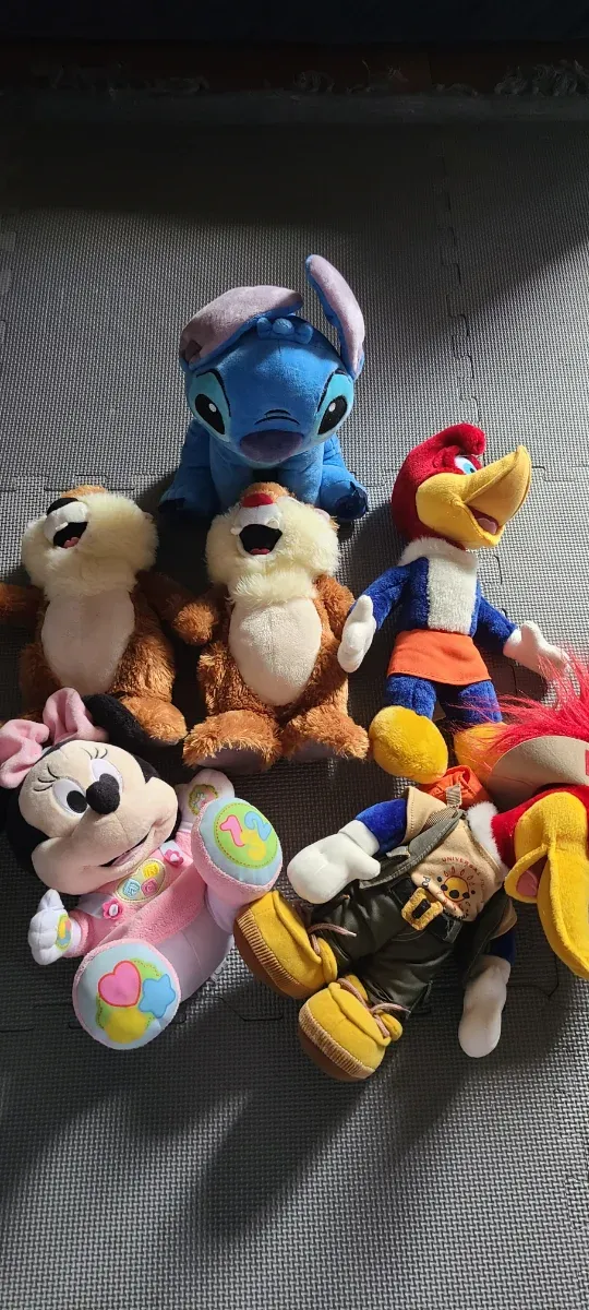 Lote de peluches varios personajes