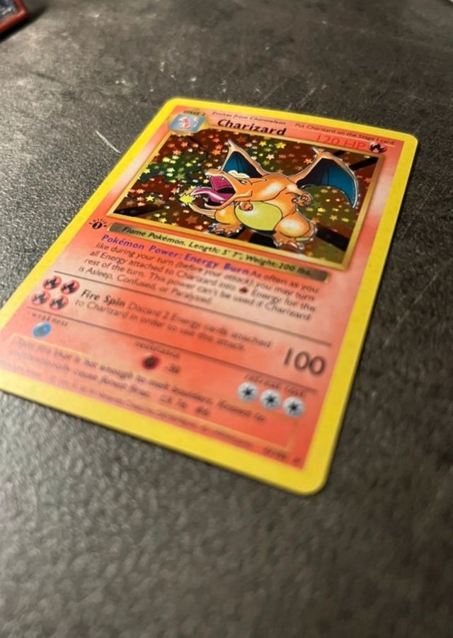 Charizard 4/102 Base Set Holo Carta Pokémon
