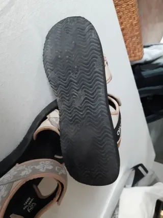 Sandalias Trekking Decathlon estampada Rosa/Negro