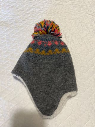 Gorro infantil pompón forro polar