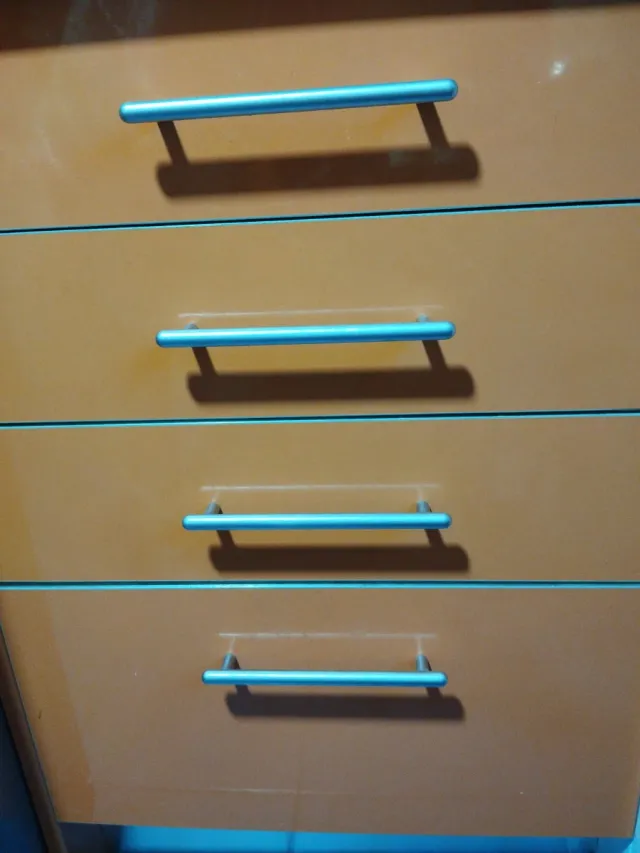 Tiradores de metal para muebles