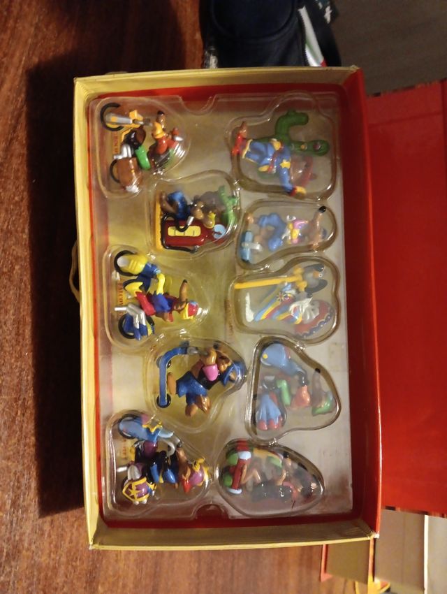 Caja Kinder Sorpresa MOTOCOYOTE