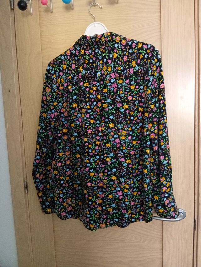 Camisa Levi's Flores Boyfriend Fit Talla L