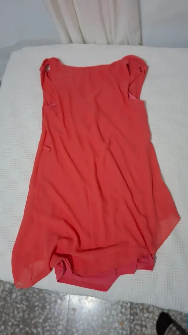 Vestido salmón suelto