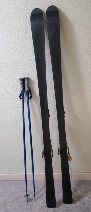Esquís Atomic Beta Carv con Bastones